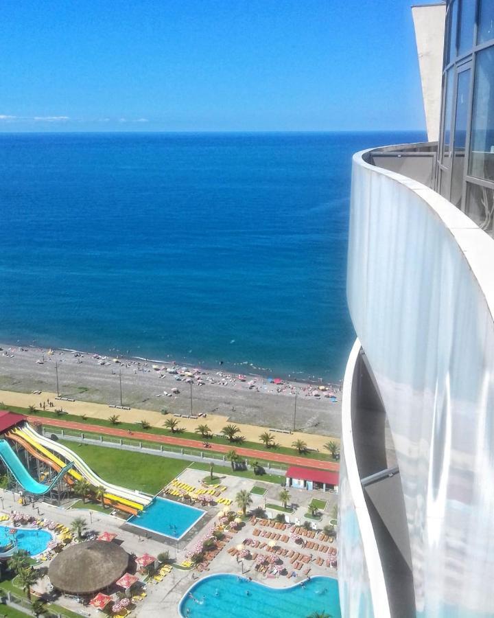 באטומי Пентхаус Apart Del Mar С Панорамным Видом מראה חיצוני תמונה